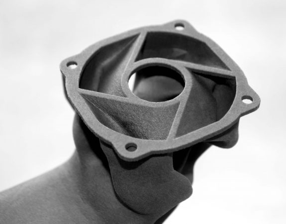 mjf 3d printed hollow part in black