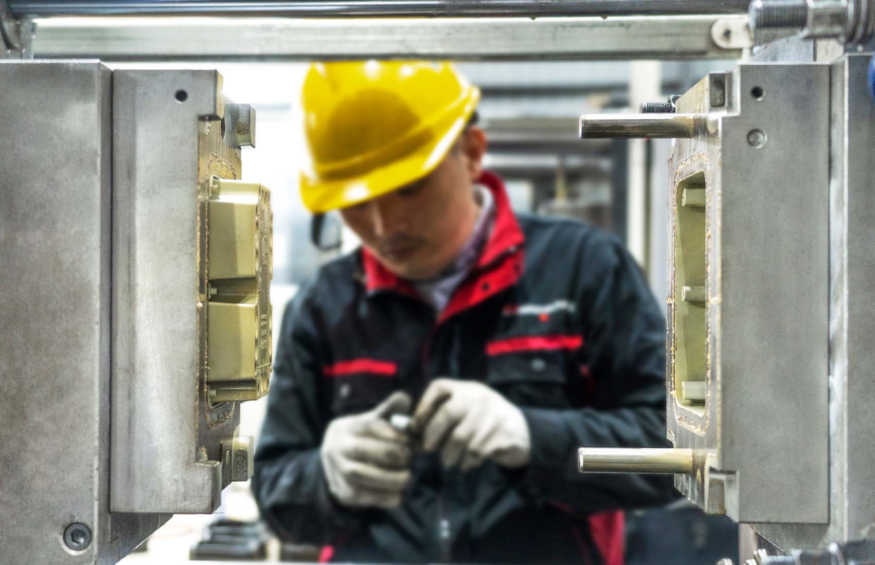 HLH Rapid's high-mix/low-volume (HMLV) approach to manufacturing and innovation