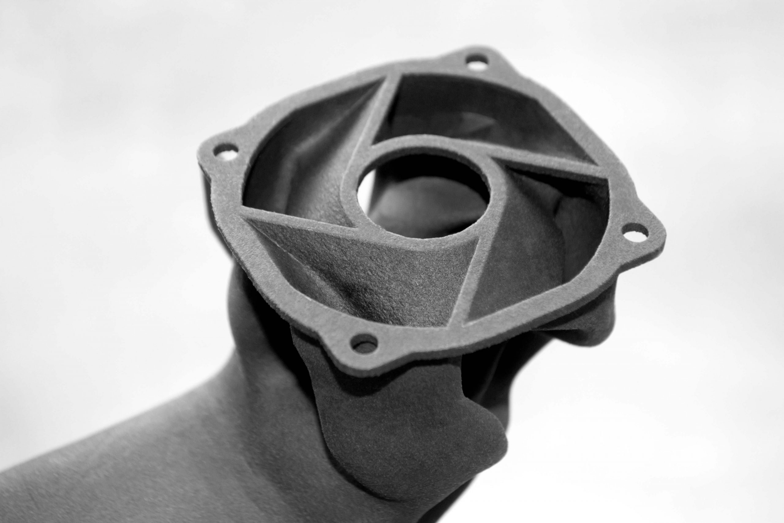 mjf 3d printed hollow part in black