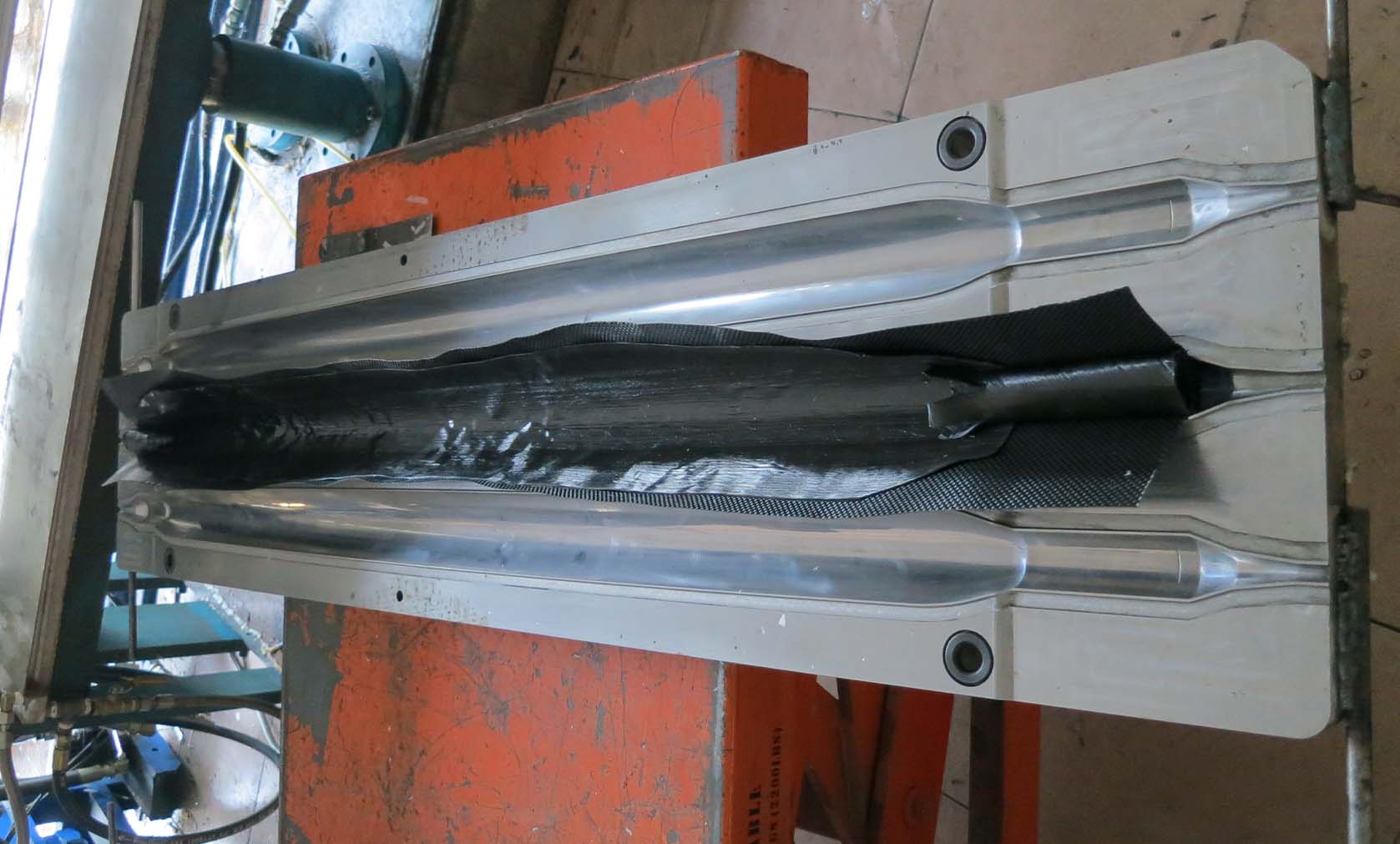 making carbon fiber parts via prepreg carbon fiber tooling